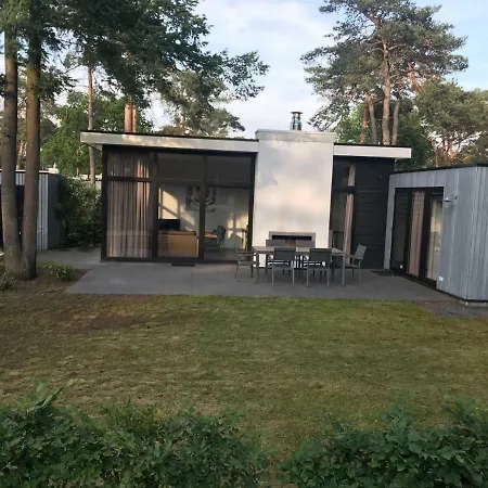 Holiday home Jeneverbes24 Otterlo